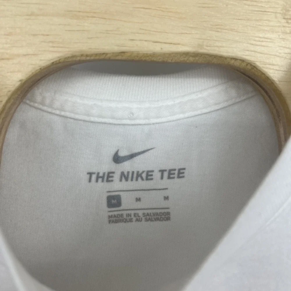 Nike Mens The Air Company Graphic Tee White Short Sleeve‎ T-Shirt Size Medium